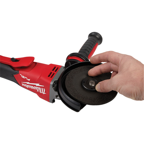 Meuleuse &agrave; frein avec interrupteur &agrave; glissi&egrave;re verrouillable M18 Fuel, 18 V, Mandrin 5", Lithium-ion Sécurité Médic