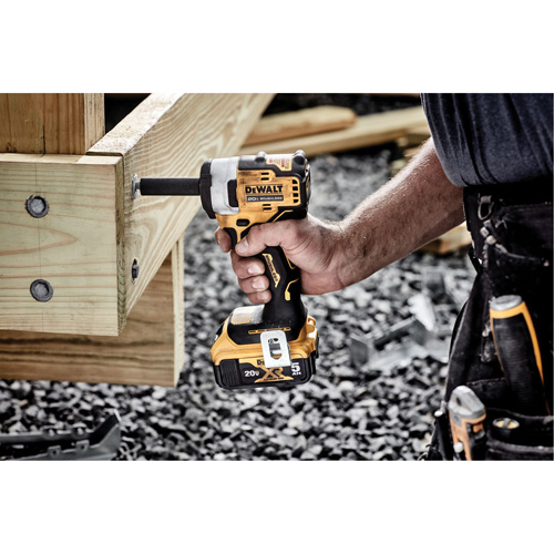 MAX* Cordless Impact Wrench with Hog Ring Anvil (Tool Only), 20 V, 3/8" Socket Sécurité Médic