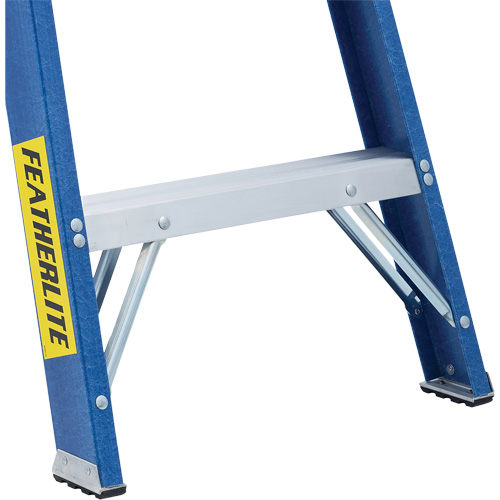 Industrial Duty Stepladders (6300 Series), 4', Fibreglass, 250 lbs. Capacity, Type 1 Sécurité Médic