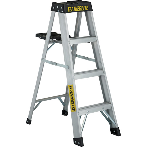 3400 Series Industrial Extra Heavy-Duty Step Ladder, 4', Aluminum, 300 lbs. Capacity, Type 1A Sécurité Médic