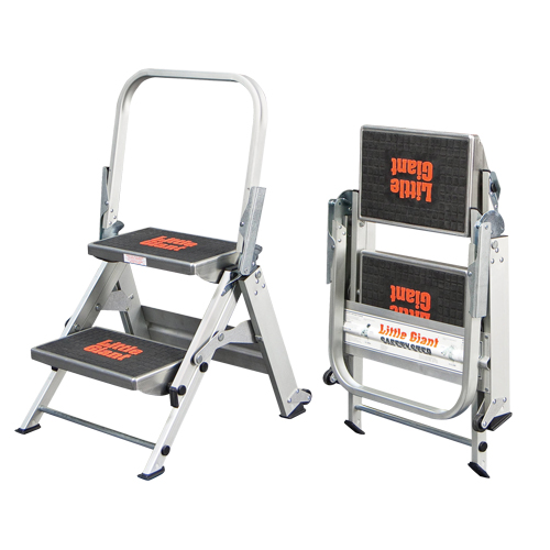 Safety Stepladder, 1.5', Aluminum, 300 lbs. Capacity, Type 1A Sécurité Médic