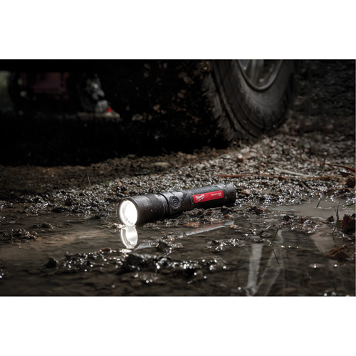 1100L Twist Focus Flashlight, LED, 1100 Lumens, Rechargeable Batteries Sécurité Médic