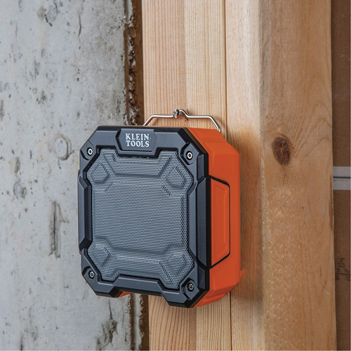Bluetooth&reg; Jobsite Speaker with Magnet & Hook (Tool Only), Lithium-Ion Sécurité Médic