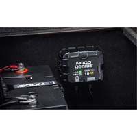 Genius&reg; GenPro10X1 1-Bank, 10-Amp On-Board Battery Charger Sécurité Médic