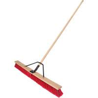 Balai-brosse &agrave; manche renforc&eacute;, 36", Moyen, Soies PVC Sécurité Médic