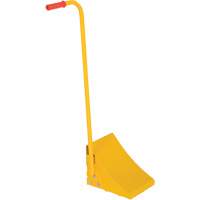Cale de roue avec poign&eacute;e ergonomique, Acier, Jaune, 8" la x 10-3/4" p x 9-1/8" h Sécurité Médic