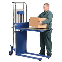 Gerbeur Hefti-Lift, M&eacute;canisme Pompe au pied, Capacit&eacute; de 300 lb, Levage max de 59" Sécurité Médic