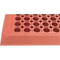 Competitor Series Mats, Slotted, 3' x 5' x 7/8", Orange, Natural Rubber Sécurité Médic
