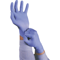 TouchNTuff&reg; 92-675 Gloves, Small, Nitrile, 5-mil, Powder-Free, Blue Sécurité Médic