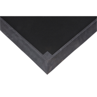 Foot Sanitizing Matting, Rubber, 2-2/3' W x 3-1/4' L x 2-1/2" Thick, Black Sécurité Médic