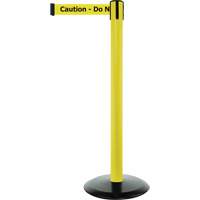 Advance TensaBarrier&reg; Barrier Post, Steel, 36" H, Black/Yellow Tape, 7.5' Tape Length Sécurité Médic
