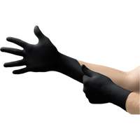 Onyx&reg; Gloves, Small, Nitrile, 3.5-mil, Powder-Free, Black Sécurité Médic