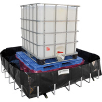 Berme de confinement des d&eacute;versements Ultra-IBC Berm, Capacit&eacute; 400 gal. US, 6' la x 6' lo x 18" h, Support en L Sécurité Médic