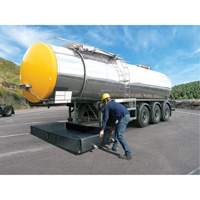 Berme Ultra-Tanker Berm, Capacit&eacute; 374 gal. US, 5' la x 10' lo x 12" h, Paroi en mousse Sécurité Médic