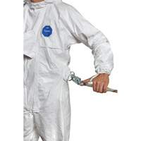 Harness-Compatible Disposable Coverall, Small, White, Tyvek&reg; 500 Sécurité Médic