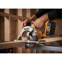 Max* Brushless Cordless Circular Saw (Tool Only), 6-1/2", 20 V Sécurité Médic