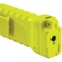Magnetic Right Angle Flashlight, LED, 336 Lumens, AA Batteries Sécurité Médic