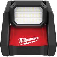M18 Rover Dual Power Flood Light, LED, 2000/4000/1200 Lumens, Plastic Housing Sécurité Médic