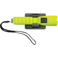 3335R Flashlight, LED, 246 Lumens, Rechargeable Batteries Sécurité Médic