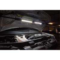 Baladeuse sous-capot pliante, Crochet, Rechargeable, 1400 lumens Sécurité Médic